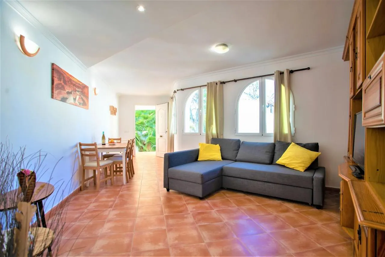 Casadelmar Marbella 23 Apartamentos Vacacionales 0*,  Španělsko