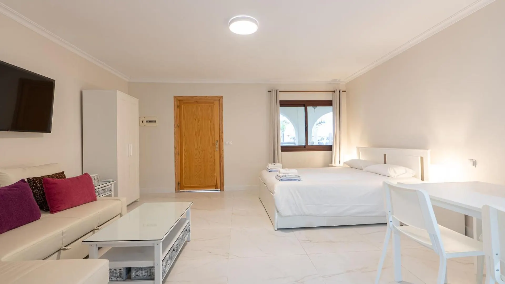 Aparthotel Casadelmar Marbella 23 Apartamentos Vacacionales Spanje